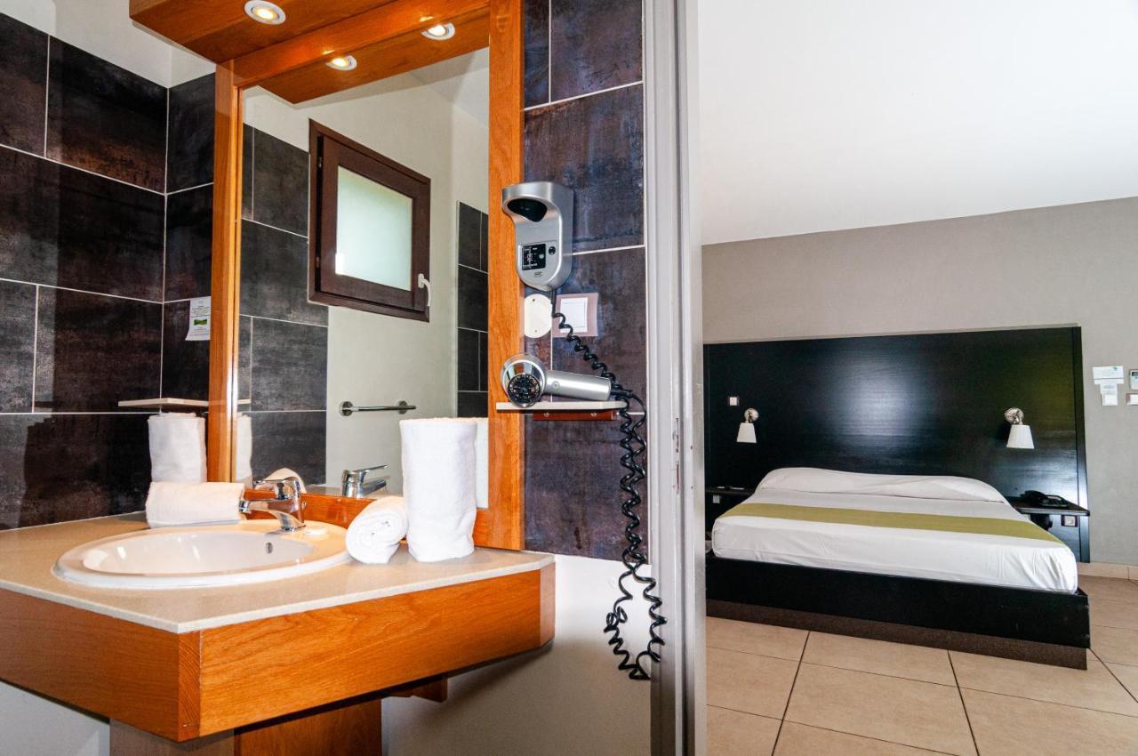 Tama Hotel Сен-Жиль-ле-Бэн Экстерьер фото